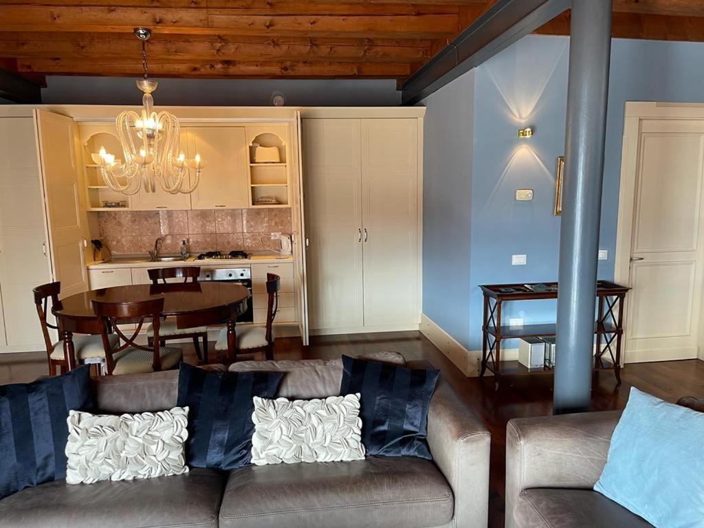 The Penthouse And Rooftop-terrace At Molino Stucky * Venedig