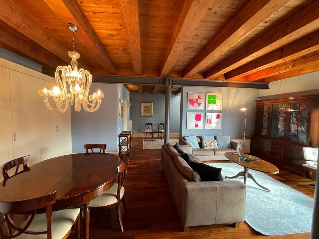 Apartment The Penthouse And Rooftop-terrace At Molino Stucky Venedig