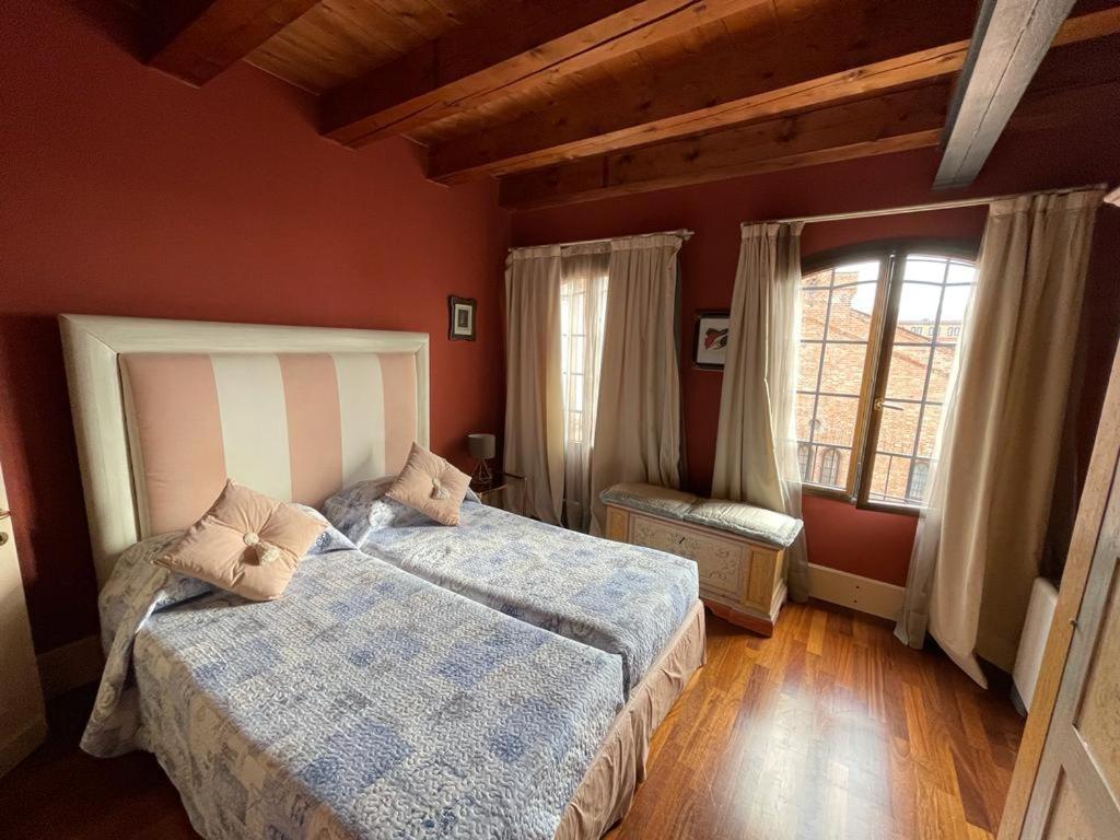 The Penthouse And Rooftop-terrace At Molino Stucky * Venedig